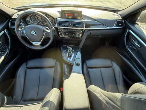 Used 2018 BMW 330i xDrive Sedan w/ Convenience Package image 25