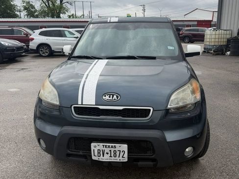 Used 2010 Kia Soul + w/ Denim Special Edition Pkg FWD image 2