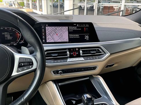 Used 2022 BMW X6 xDrive40i w/ M Sport Package AWD/4WD image 6