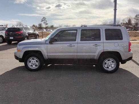 Used 2015 Jeep Patriot Sport w/ Power Value Group image 8