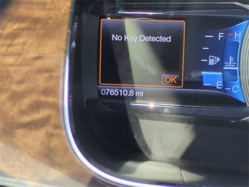 Used 2019 Ford Taurus Limited image 32