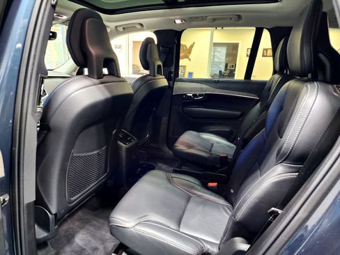 Used 2021 Volvo XC90 T8 Inscription image 20