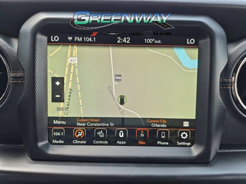 Used 2022 Jeep Wrangler Unlimited Sahara AWD/4WD image 19