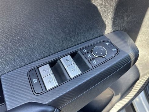 Used 2024 Mitsubishi Outlander SE Black Edition image 10