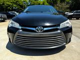 Used 2016 Toyota Camry SE image 2