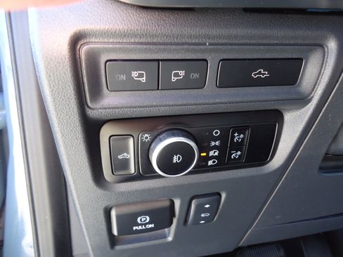 Used 2023 Ford F150 Lariat w/ Equipment Group 502A High AWD/4WD image 16