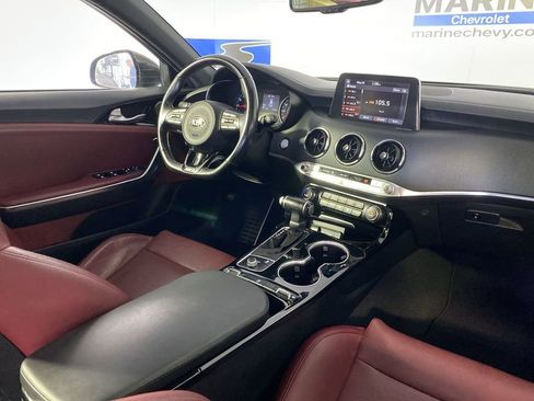 Used 2021 Kia Stinger GT-Line w/ Sun & Sound Package RWD image 27
