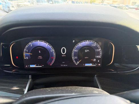 Used 2022 Jeep Wagoneer Series III w/ Rear Seat Video Group 1 AWD/4WD image 7