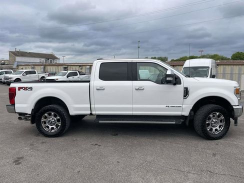 Used 2021 Ford F350 Lariat w/ Lariat Ultimate Package image 2