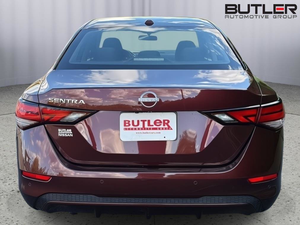 Used 2025 Nissan Sentra SV FWD image 5