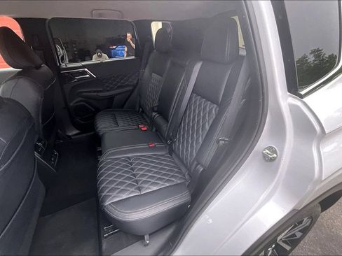 Used 2024 Mitsubishi Outlander SEL AWD/4WD image 25