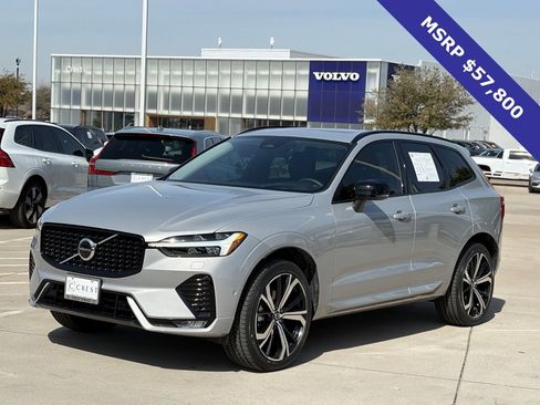 Certified 2023 Volvo XC60 B5 Ultimate w/ Climate Package image 3
