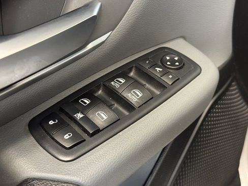 Used 2020 RAM 1500 Big Horn image 10