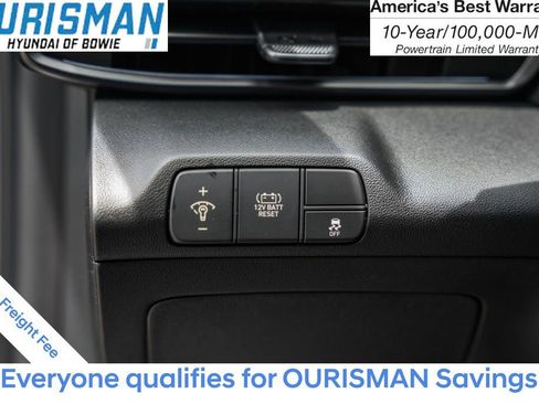 New 2025 Hyundai Elantra SEL image 35