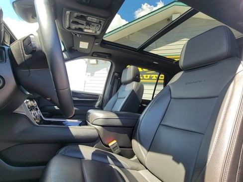 Used 2023 GMC Yukon Denali AWD/4WD image 24