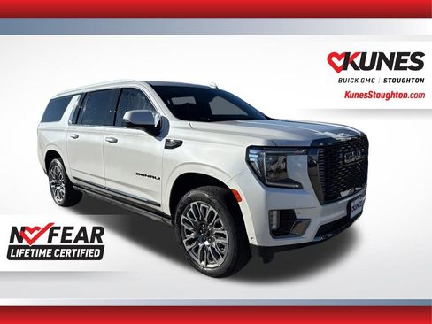 Used 2023 GMC Yukon XL Denali Ultimate image 4