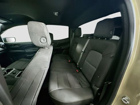 Used 2023 Chevrolet Colorado W/T RWD image 27