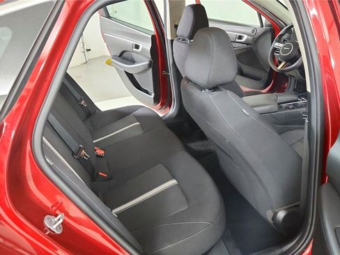 Used 2025 Hyundai Sonata SEL FWD image 17