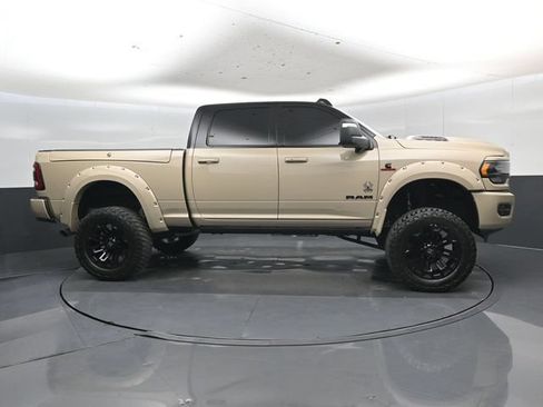 Used 2024 RAM 2500 Limited AWD/4WD image 2