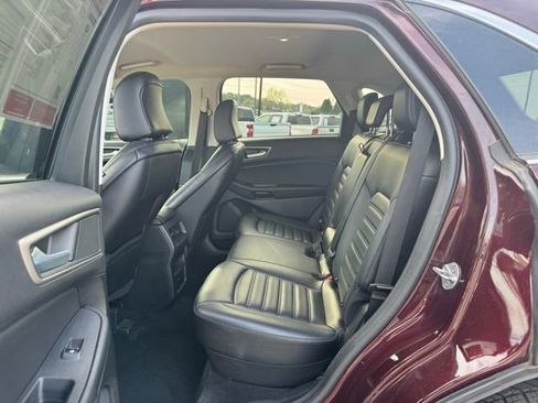 Used 2024 Ford Edge SEL image 12