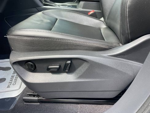 Used 2019 Volkswagen Atlas SE w/ Towing Package FWD image 16