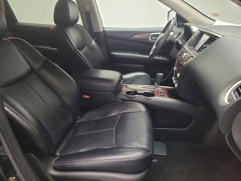 Used 2018 Nissan Pathfinder Platinum image 21