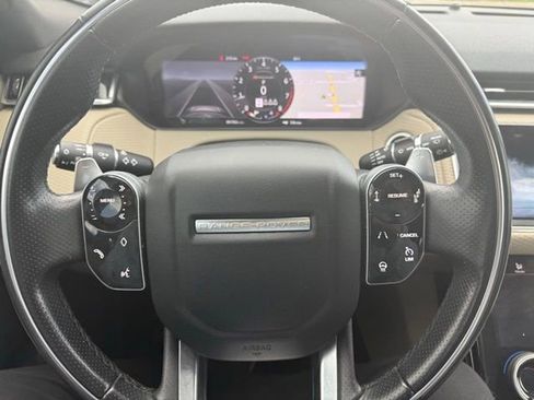 Used 2020 Land Rover Range Rover Velar R-Dynamic S image 18