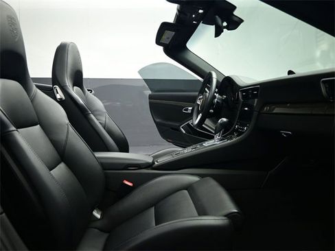 Used 2019 Porsche 911 Turbo S image 48