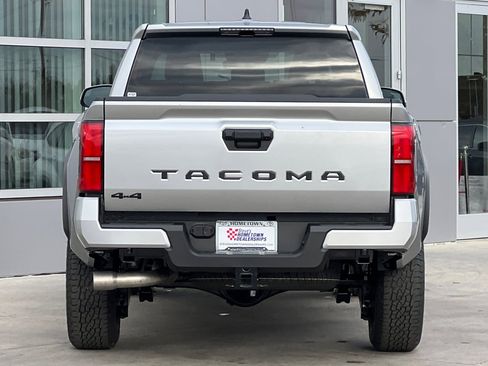 New 2025 Toyota Tacoma TRD Off-Road image 5