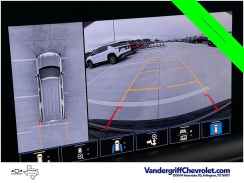 Used 2021 Chevrolet Tahoe LT w/ Luxury Package RWD image 17