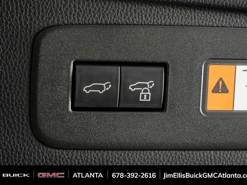 Used 2024 Lexus GX 550 w/ Accessory Package (2T) AWD/4WD image 31