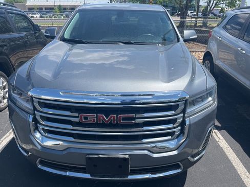 Used 2021 GMC Acadia SLE image 2