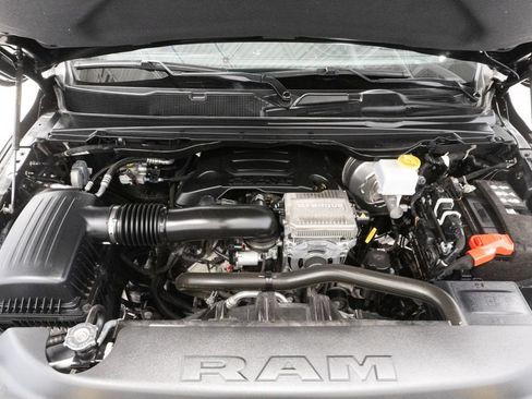 Used 2023 RAM 1500 Limited AWD/4WD image 3