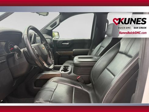 Used 2019 Chevrolet Silverado 1500 High Country w/ Technology Package AWD/4WD image 21