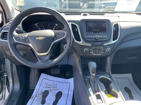 Used 2023 Chevrolet Equinox LT image 14