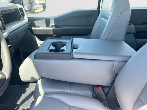 New 2026 Ford F250 XL AWD/4WD image 14