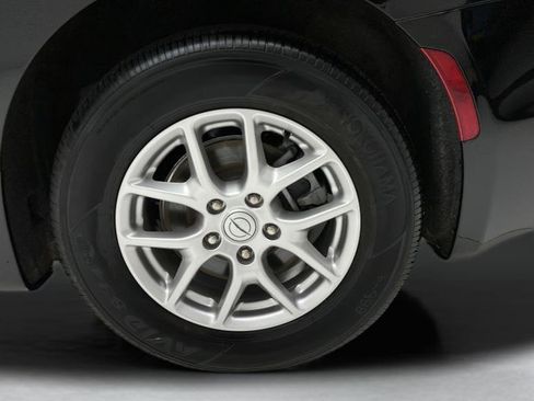 Used 2025 Chrysler Pacifica Select FWD image 8