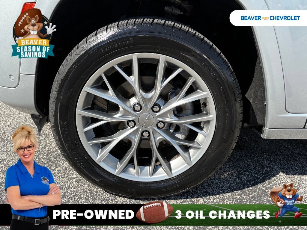 Used 2023 Jeep Grand Cherokee Summit RWD image 10