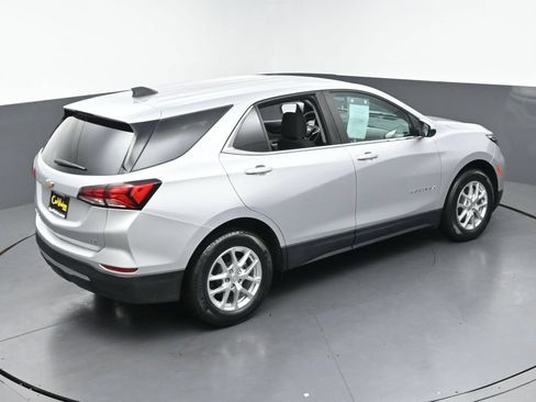 Used 2022 Chevrolet Equinox LT FWD image 39