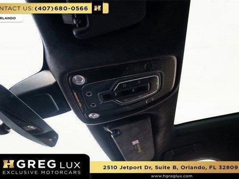 Used 2022 Bentley Bentayga AWD/4WD image 42