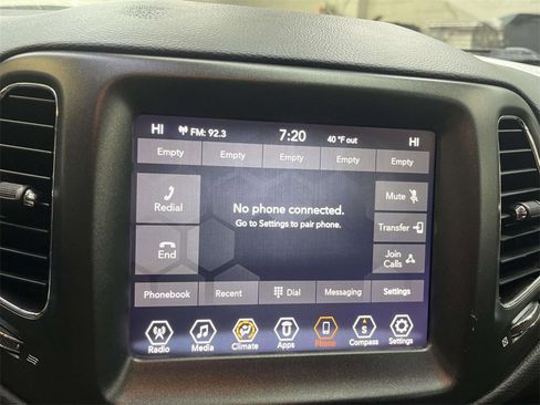 Used 2021 Jeep Compass Trailhawk image 16