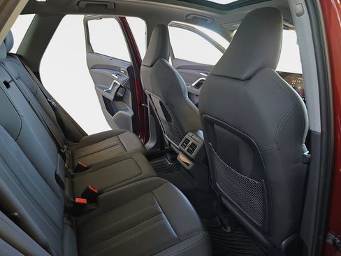 Used 2025 Audi Q5 Premium Plus AWD/4WD image 13