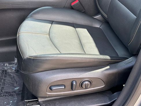 Certified 2023 Chevrolet Equinox Premier image 19