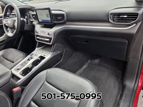 Used 2024 Ford Explorer XLT w/ Equipment Group 202A AWD/4WD image 20