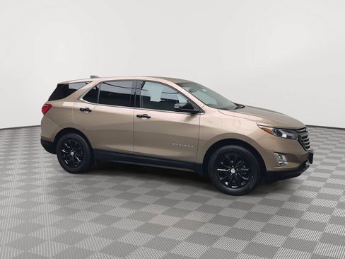 Used 2018 Chevrolet Equinox LT FWD image 38