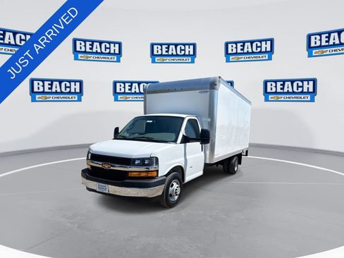 New 2026 Chevrolet Express 3500 w/ Power Convenience Package RWD image 4