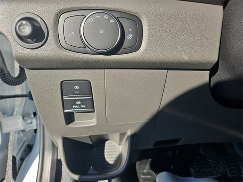 New 2026 Ford Transit 250 148 Medium Roof image 18