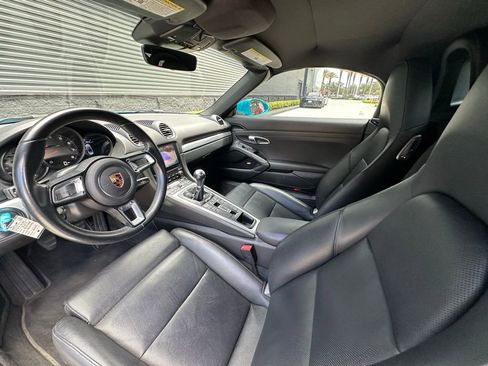 Certified 2017 Porsche 718 Boxster image 4