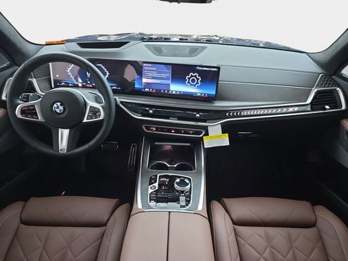 New 2027 BMW X7 xDrive40i w/ Executive Package AWD/4WD image 10