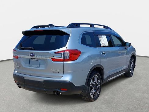 Used 2025 Subaru Ascent Touring AWD/4WD image 5